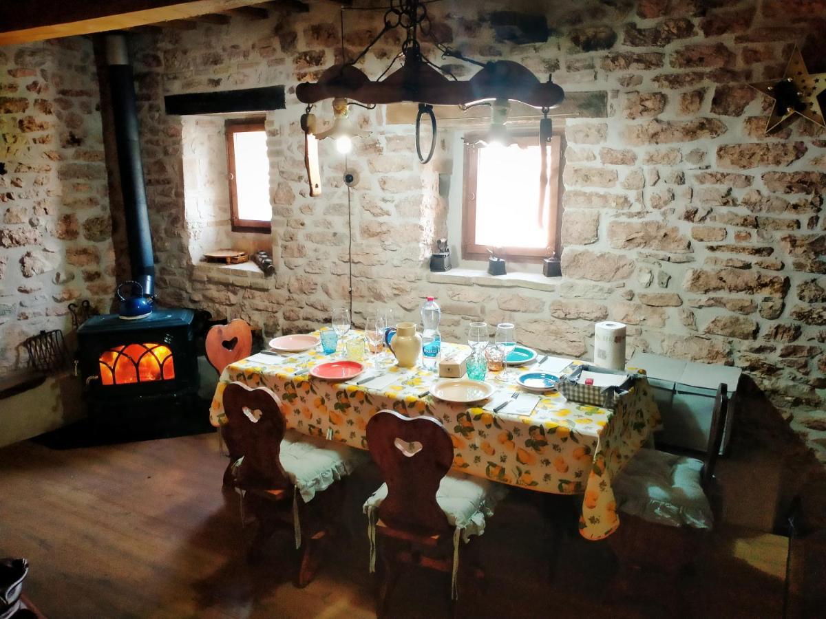Maison En Pierre فياسترا المظهر الخارجي الصورة